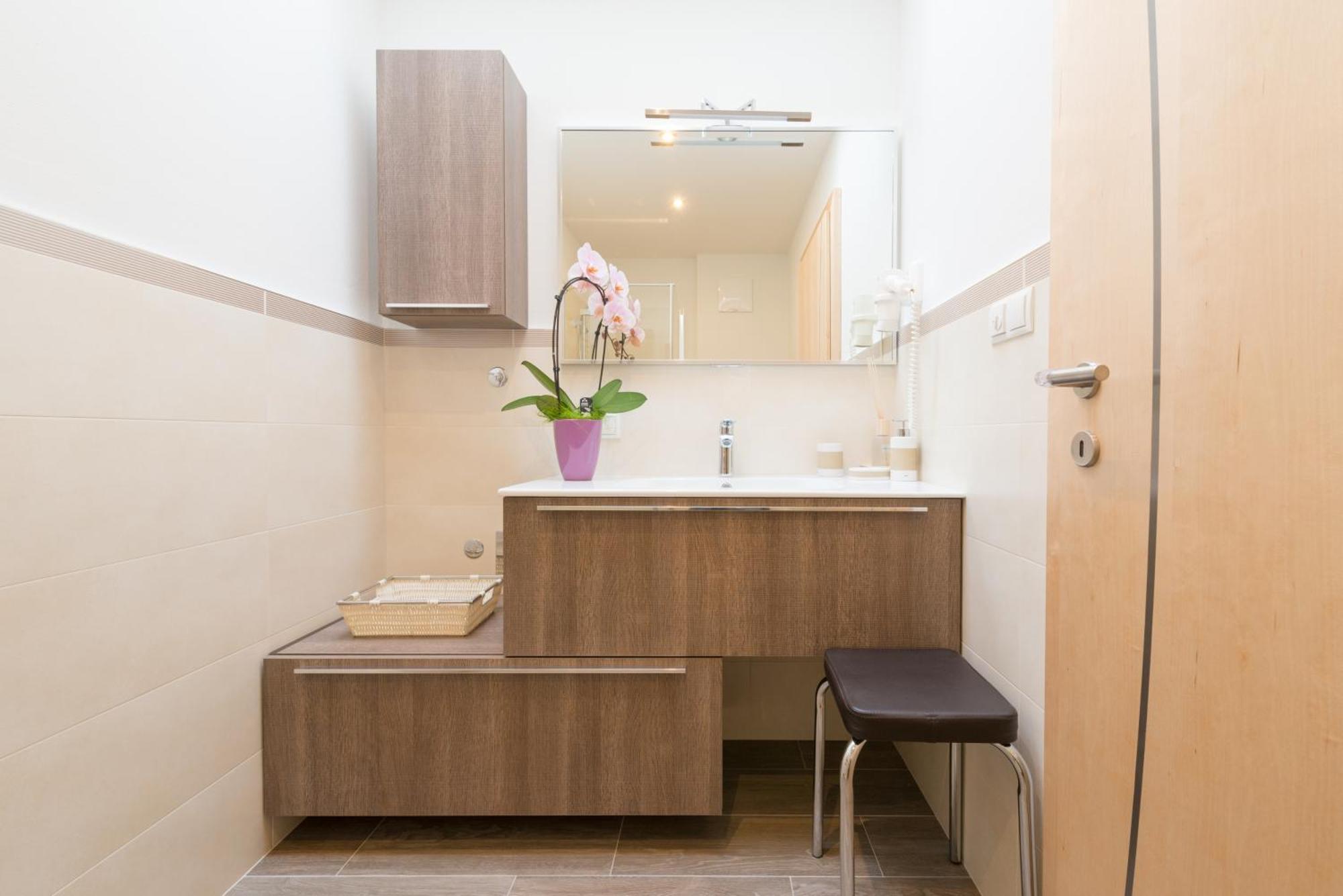 St. Urbanhof Apartment Termeno Ngoại thất bức ảnh