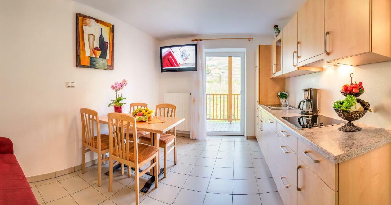 St. Urbanhof Apartment Termeno Ngoại thất bức ảnh